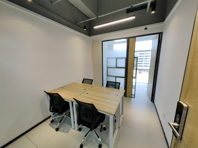 大型会议室桌椅厂家供应